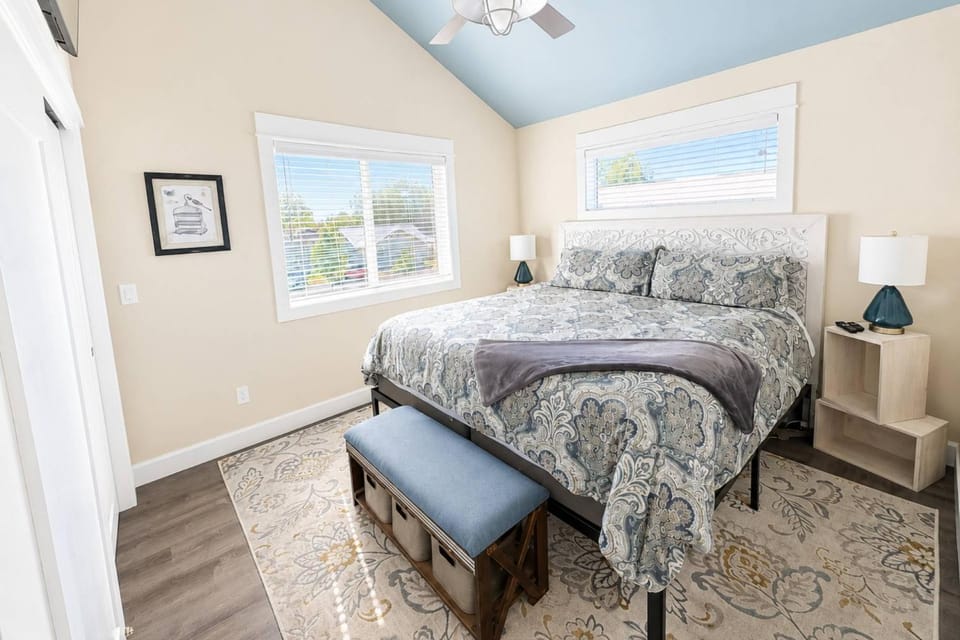 Tranquil Charm House in Redmond