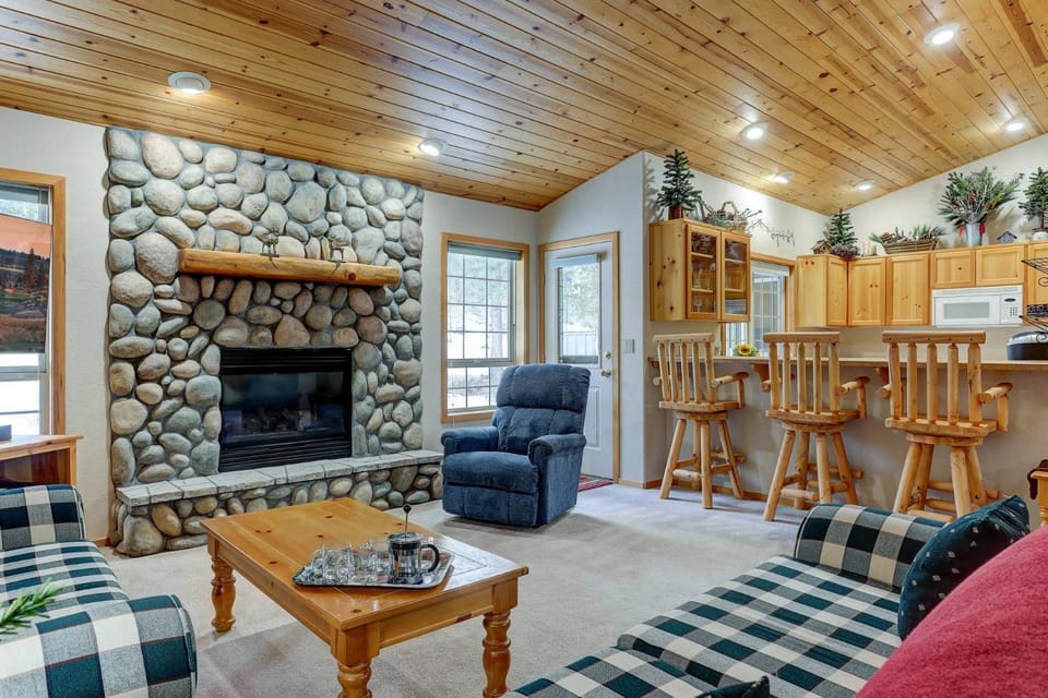 Smith Brothers Retreat at Sunriver House in Sunriver