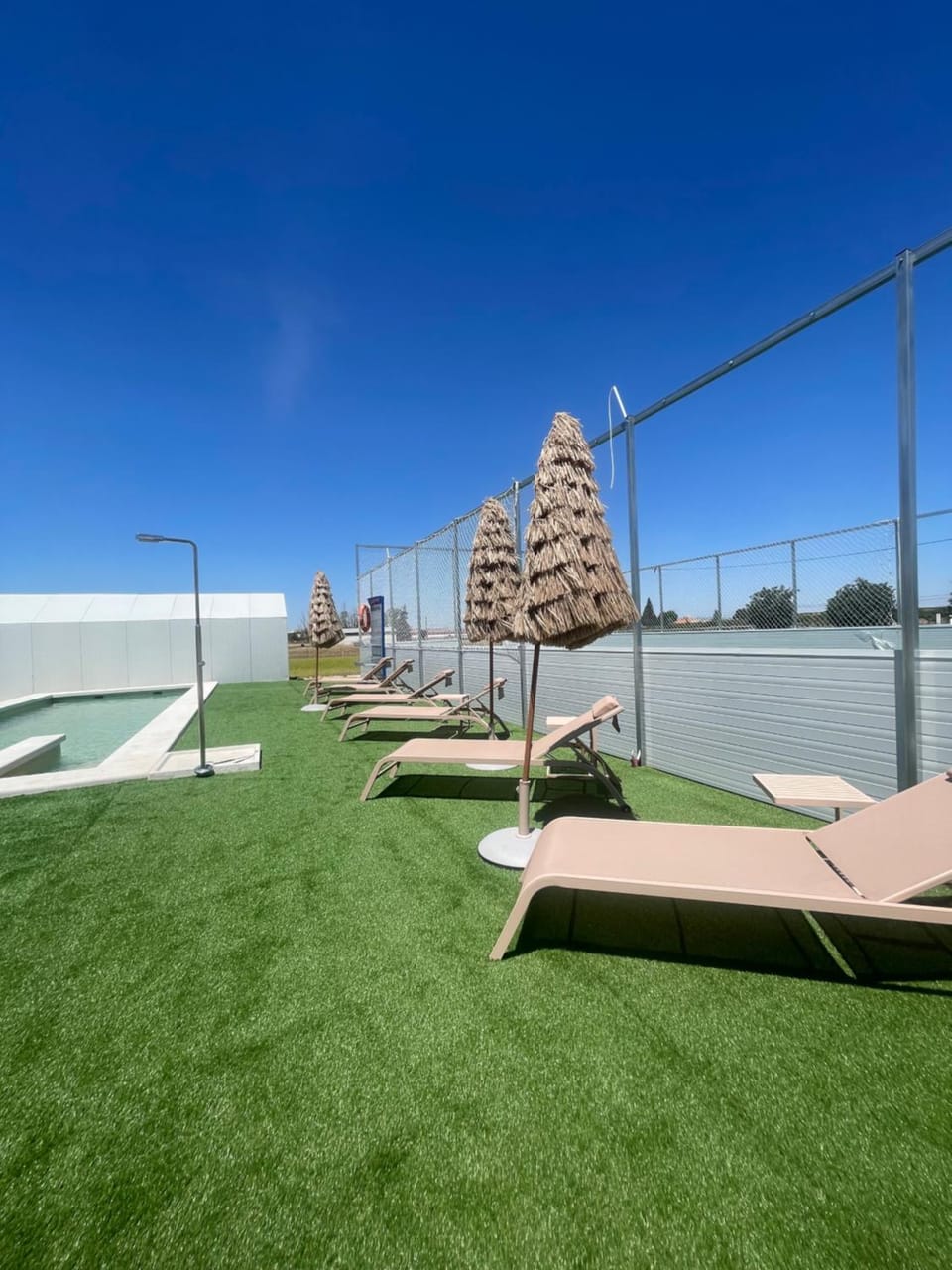 Off site, Balcony/Terrace, Pool view, Swimming pool, Swimming pool, sunbed