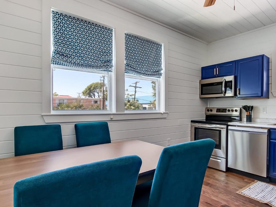 Beachside Villa Unit 5 House in Tybee Island