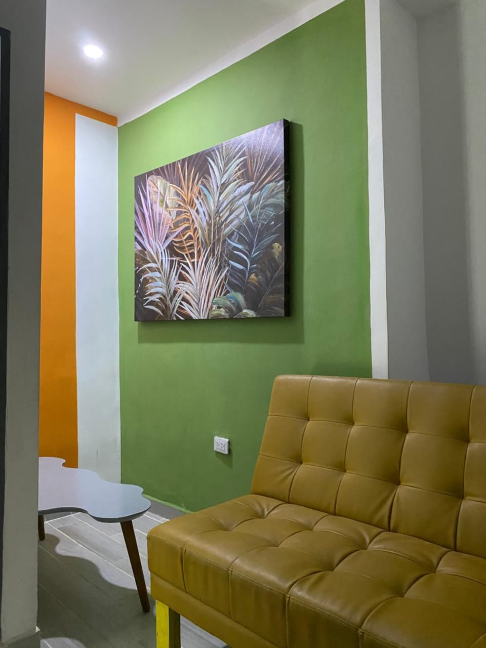 Apartamento duplex Laurles Ubicacion excelente LA70 estadio Apartment in Medellin