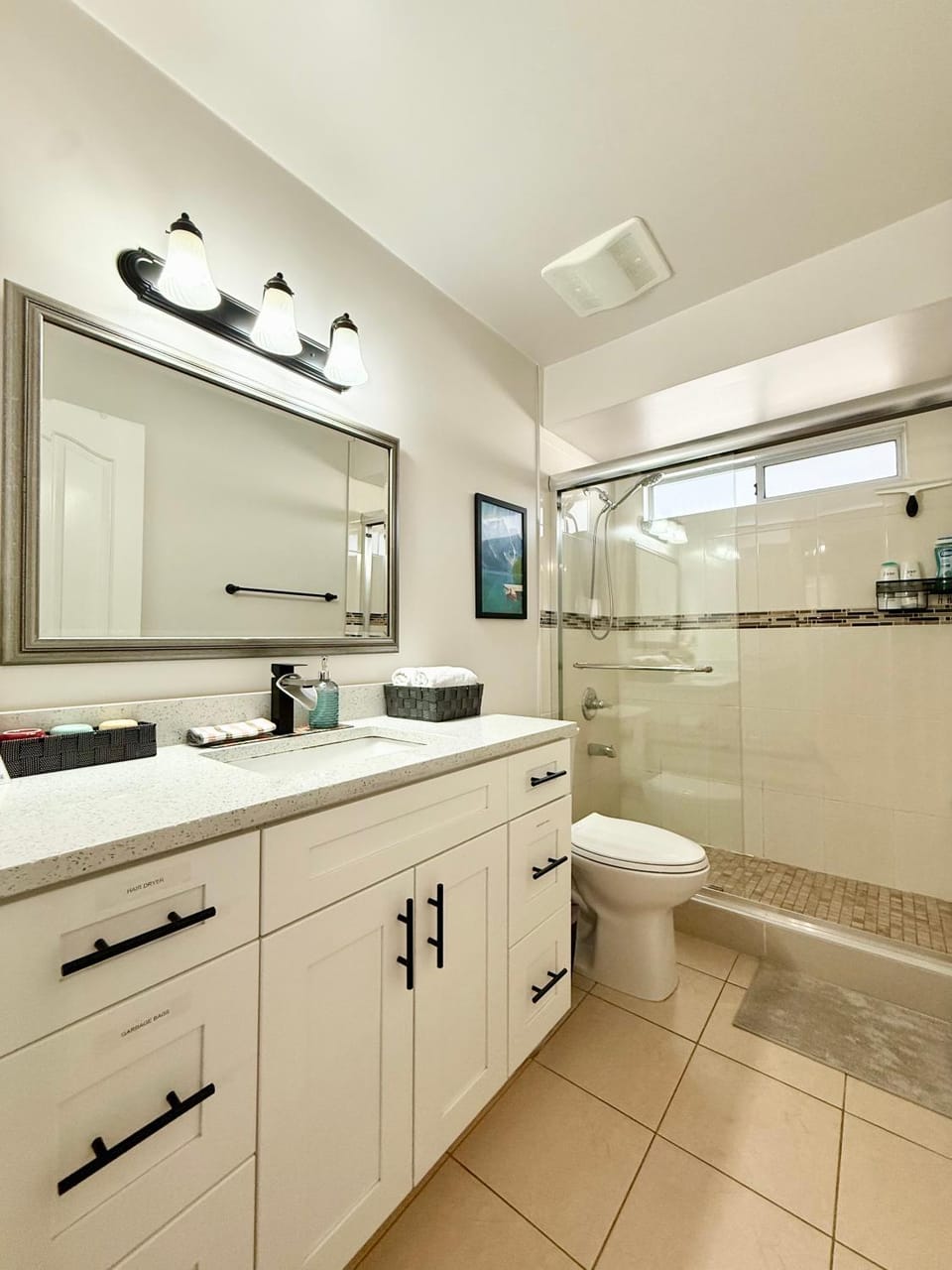 Shower, Bathroom, towels