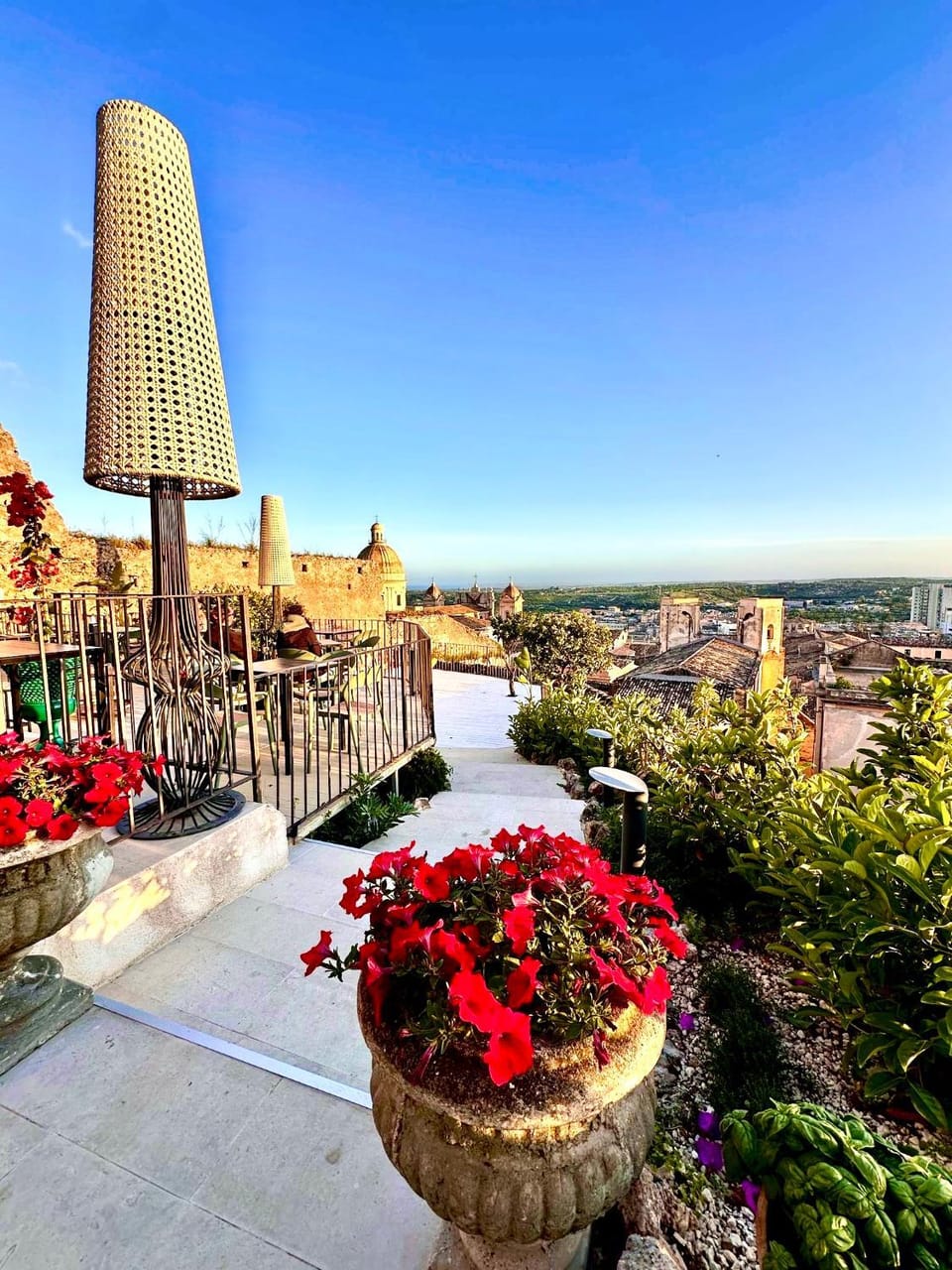 Garden, View (from property/room), City view