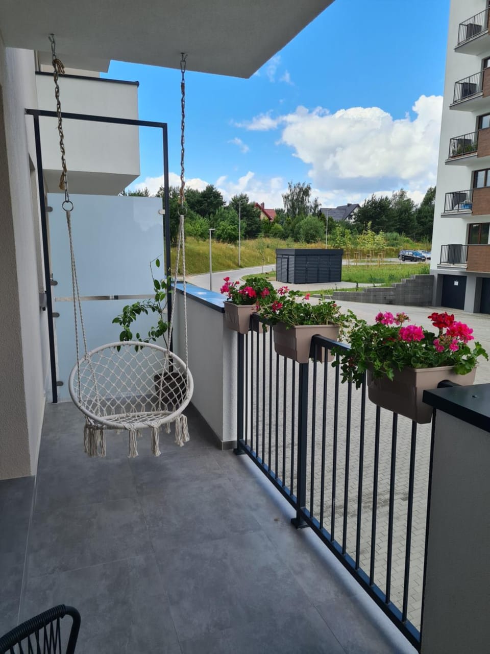 View (from property/room), Balcony/Terrace, Quiet street view