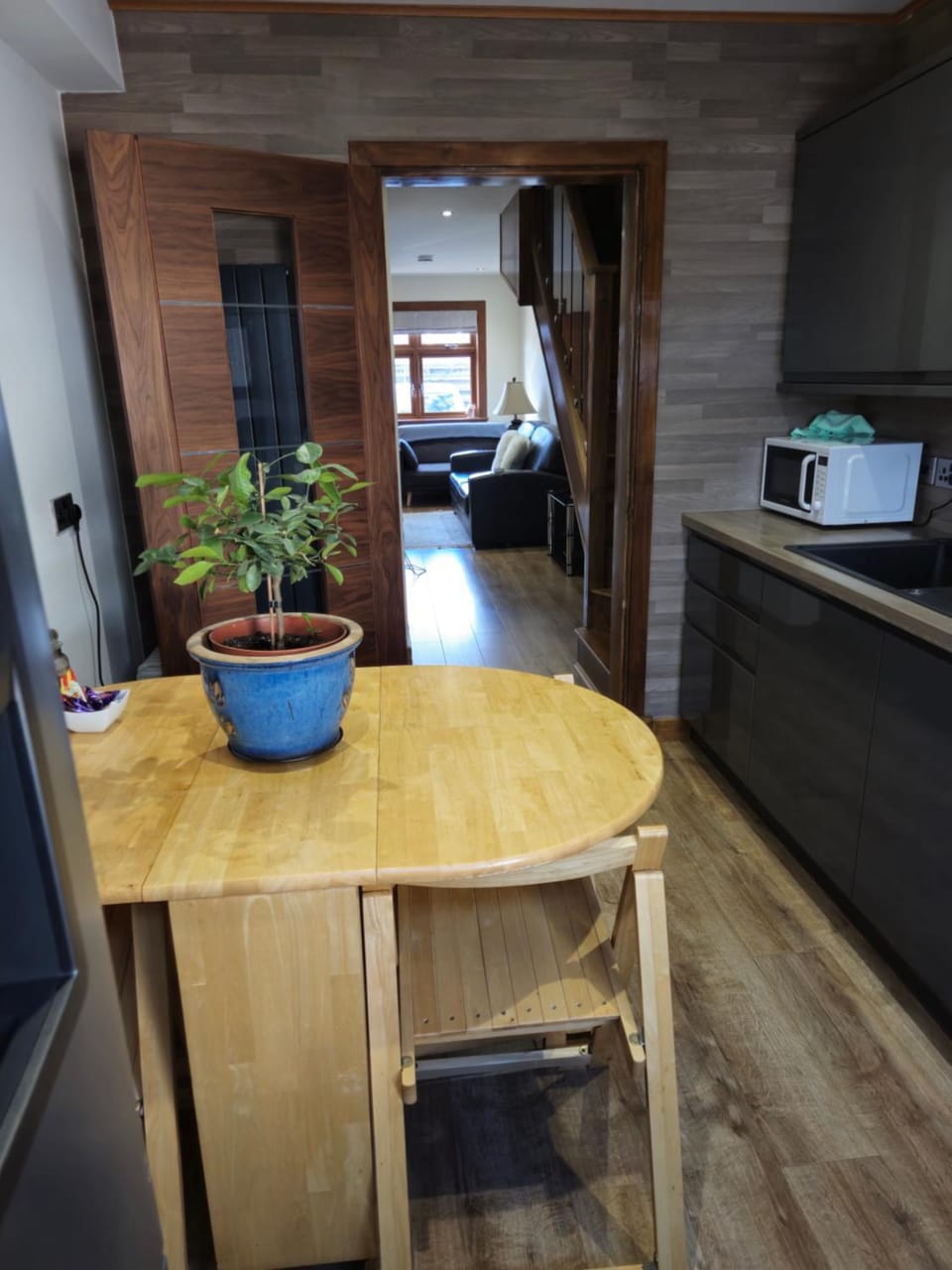 Self-catering extended family home Apartment in Edinburgh