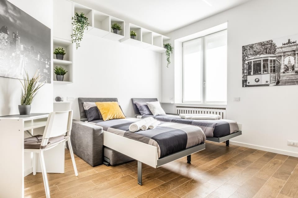 Bed, Living room, Photo of the whole room, Bedroom