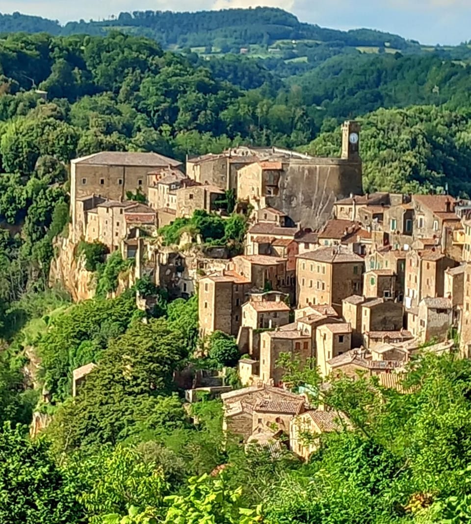 Nearby landmark, Natural landscape, City view, Landmark view