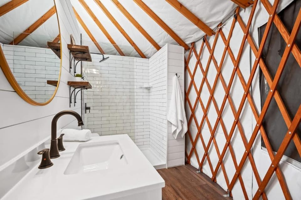 OT 3515B Texas Yurt Haus Buffalo House in New Braunfels