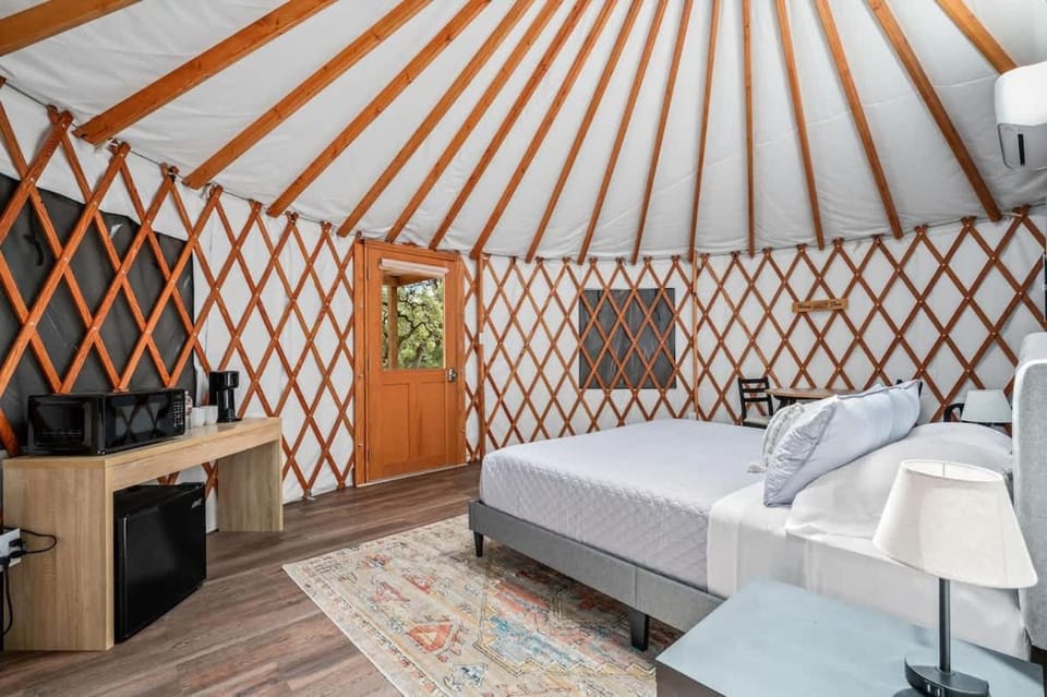 OT 3515L Texas Yurt Haus Longhorn House in New Braunfels