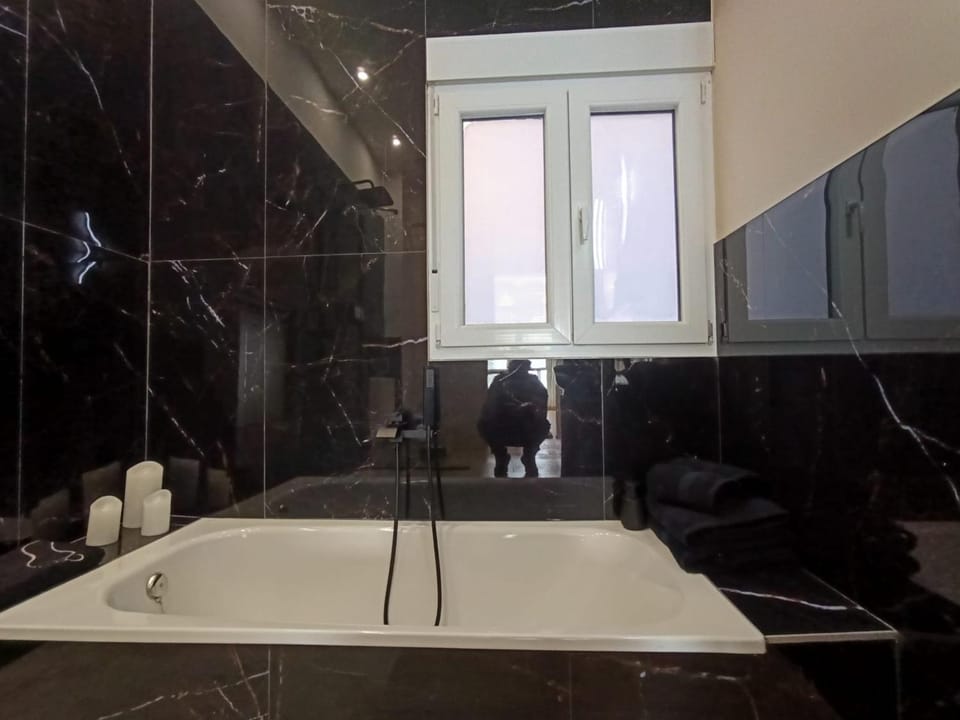 Bathroom, Bath