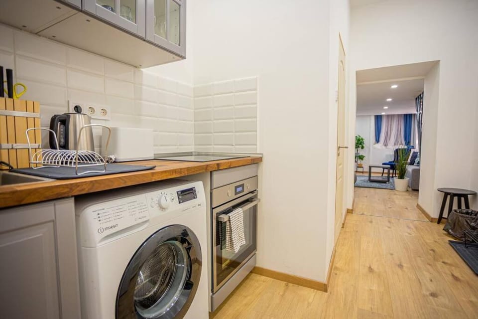 Kitchen or kitchenette, minibar, pet friendly, stove, toaster, washing machine
