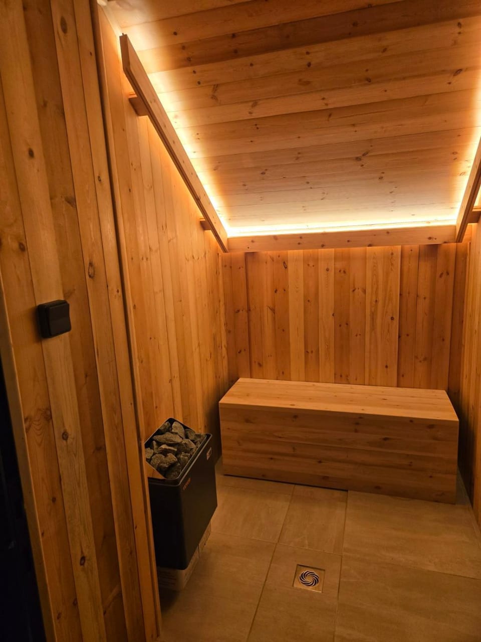 UrbanBay Hotel & Spa Hotel in Kavala