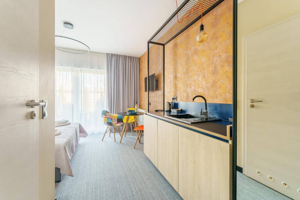 Facade/entrance, Kitchen or kitchenette