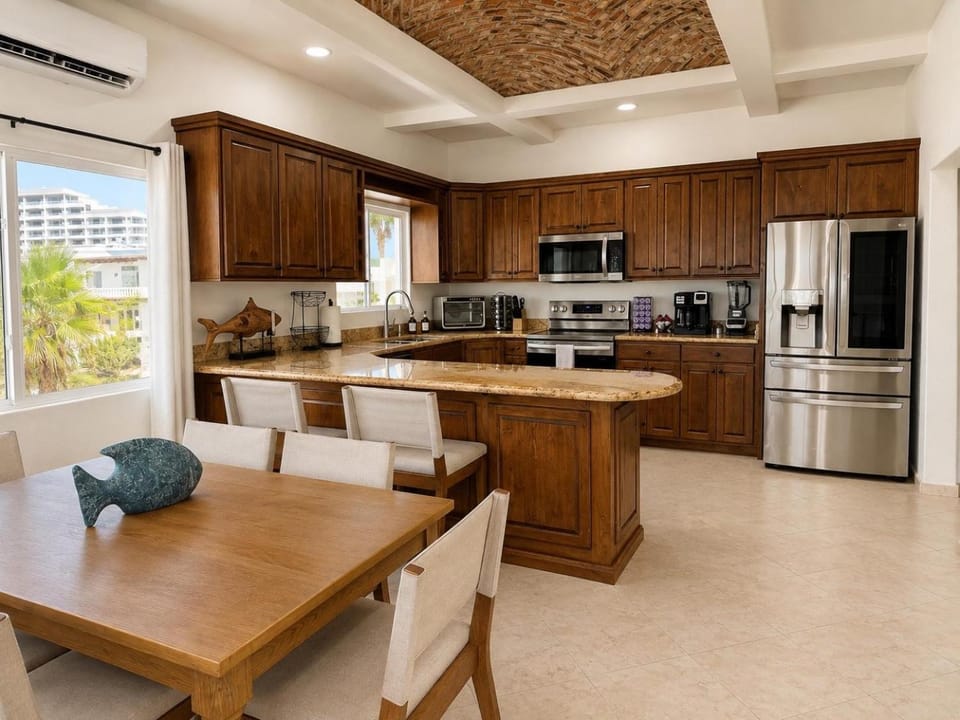 Kitchen or kitchenette, Dining area, dishwasher, microwave, oven, stove, kitchen