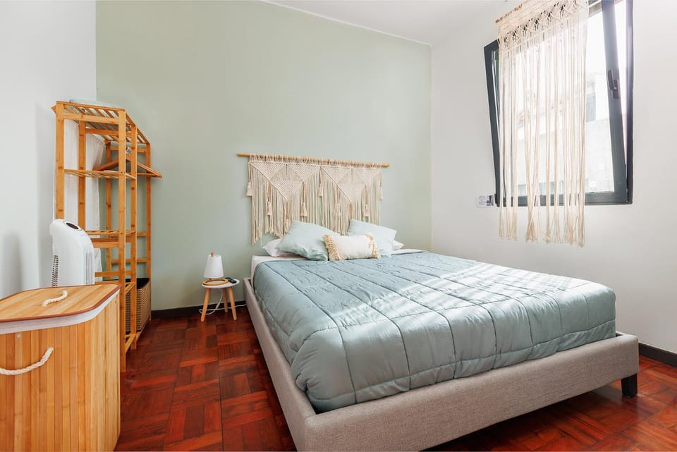 Bed, Bedroom