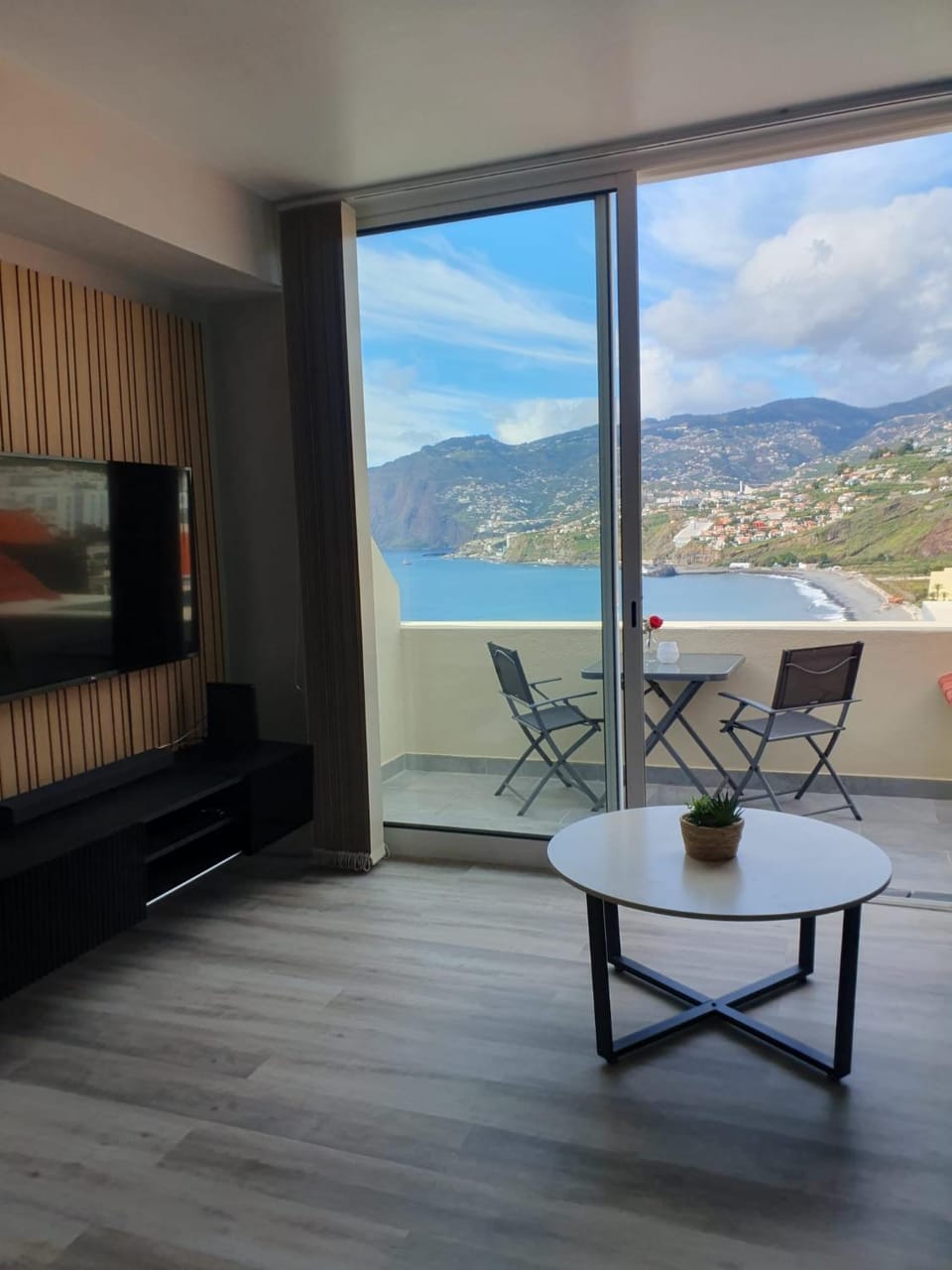 Penthouse Formosa Sunset and Beach Apartment in Funchal