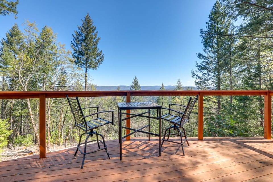 Off-Grid Geodesic Dome: Nevada City House w/ Views House in Sierra Nevada