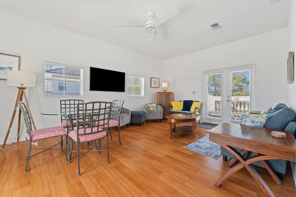 Bella Villa Guest Suite House in Perdido Key