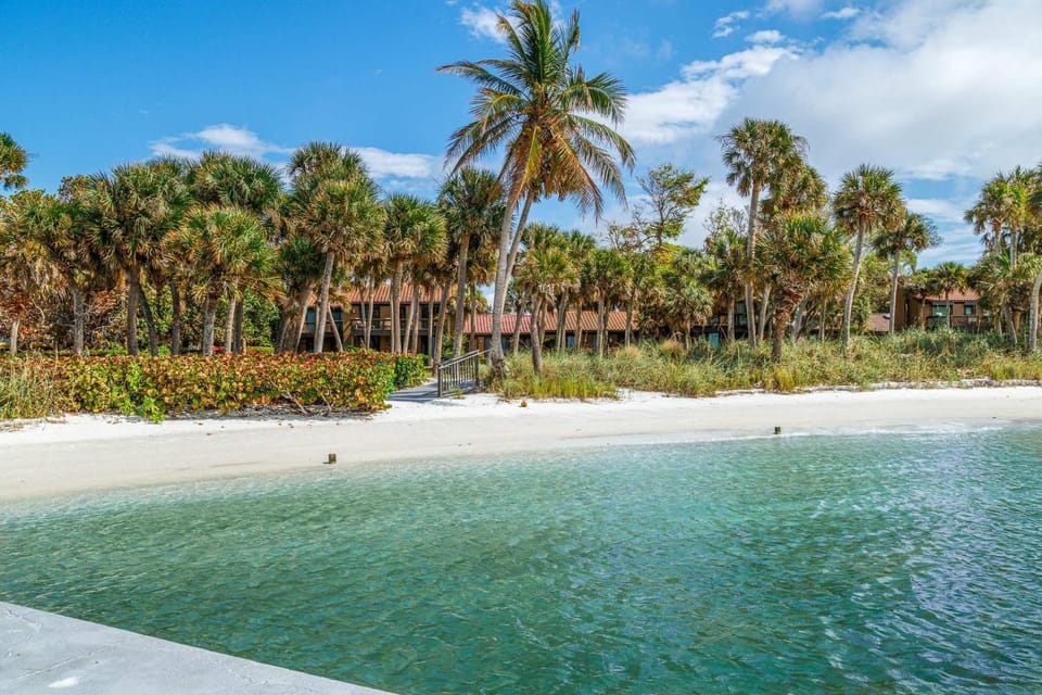 Little Sandy Cove Paradise House in Siesta Key