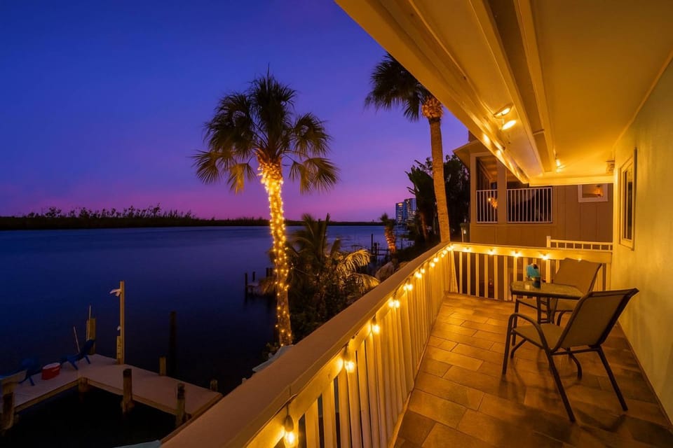 Coastal Breeze Siesta (D) - Pelican House in Florida