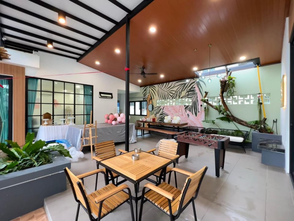 Seating area