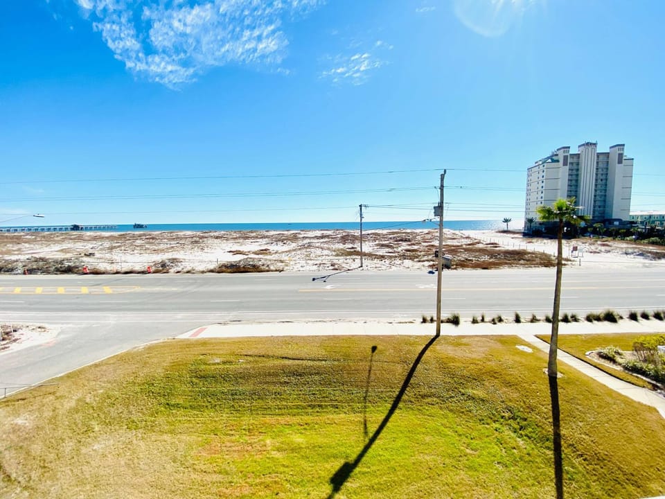 Grand Beach 315 by ALBVR - Come relax at our beautiful condo in the heart of Gulf Shores! House in Gulf Shores