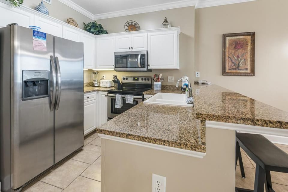 Island Royale 1002 by ALBVR - Come & relax at our beautiful beachfront condo in the heart of Gulf Shores! House in West Beach