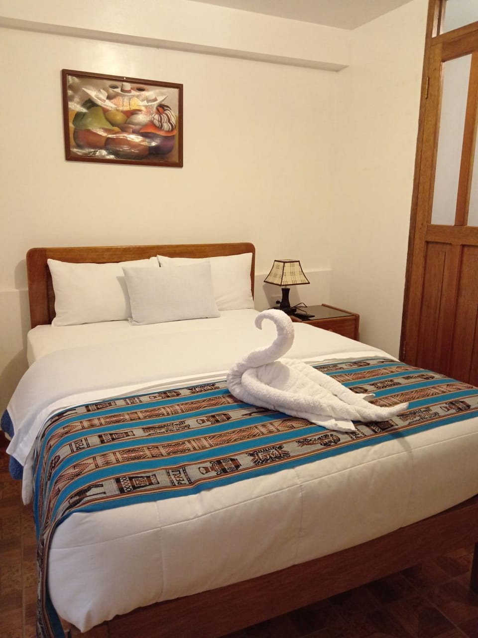 Photo of the whole room, Bedroom, towels