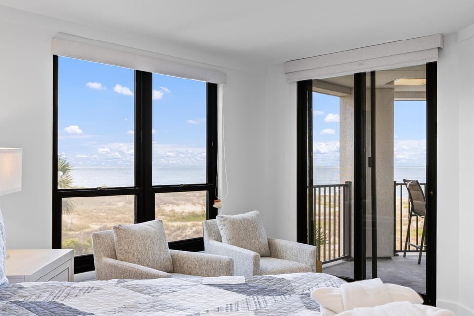 Natural landscape, Balcony/Terrace, Photo of the whole room, Seating area