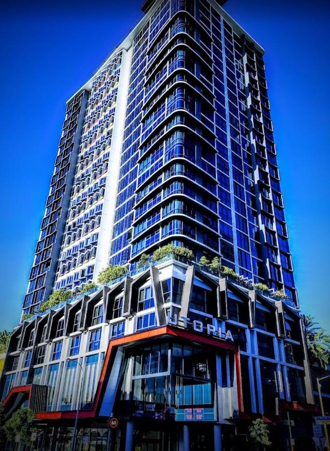 Property building, Day