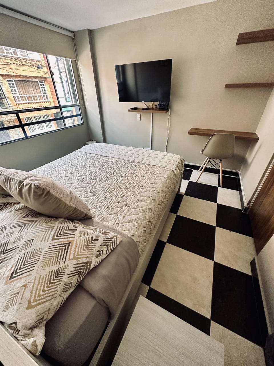Prívate room close to the Dorado AirPort Bogota Bed and Breakfast in Bogota