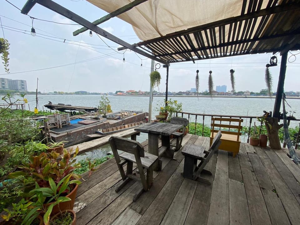 View (from property/room), Balcony/Terrace