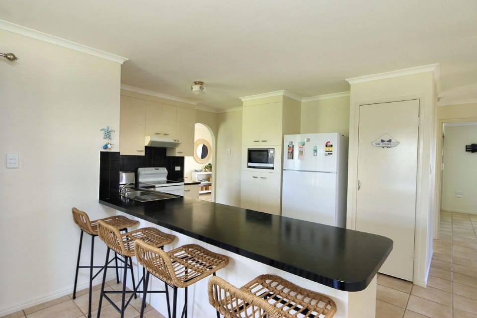13 Natalie Street Bargara House in Bargara