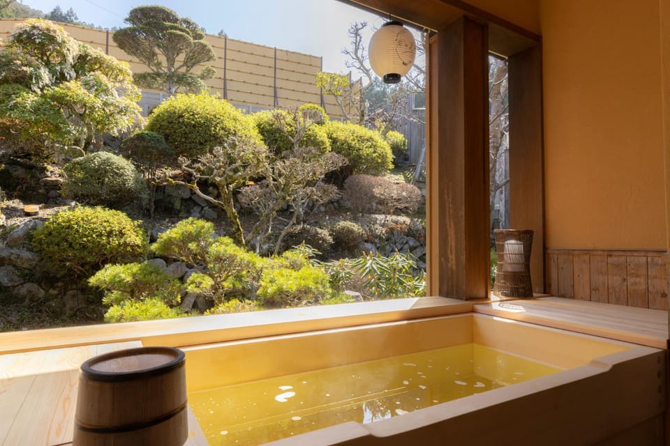 Day, Natural landscape, Hot Tub, Bathroom, Open Air Bath