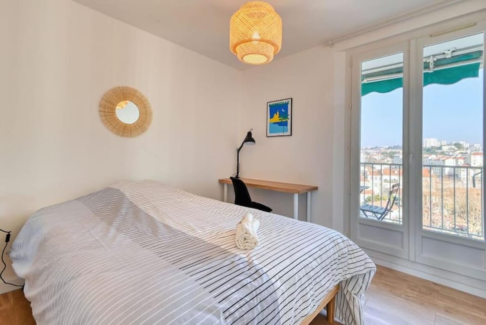 NOTRE DAME - T4 avec garage à 3 min de l'Autoroute Apartment in Marseille