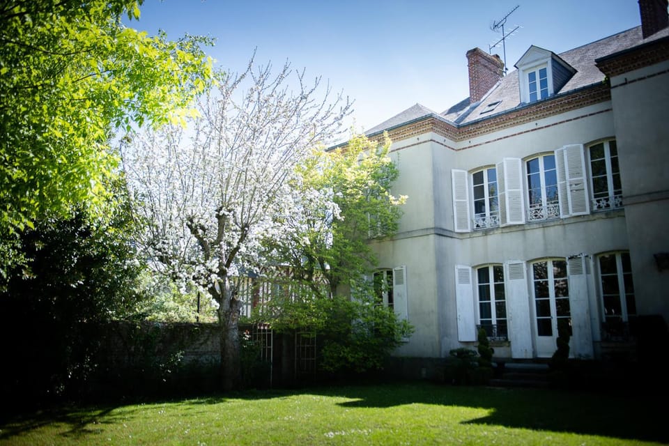 Property building, Garden