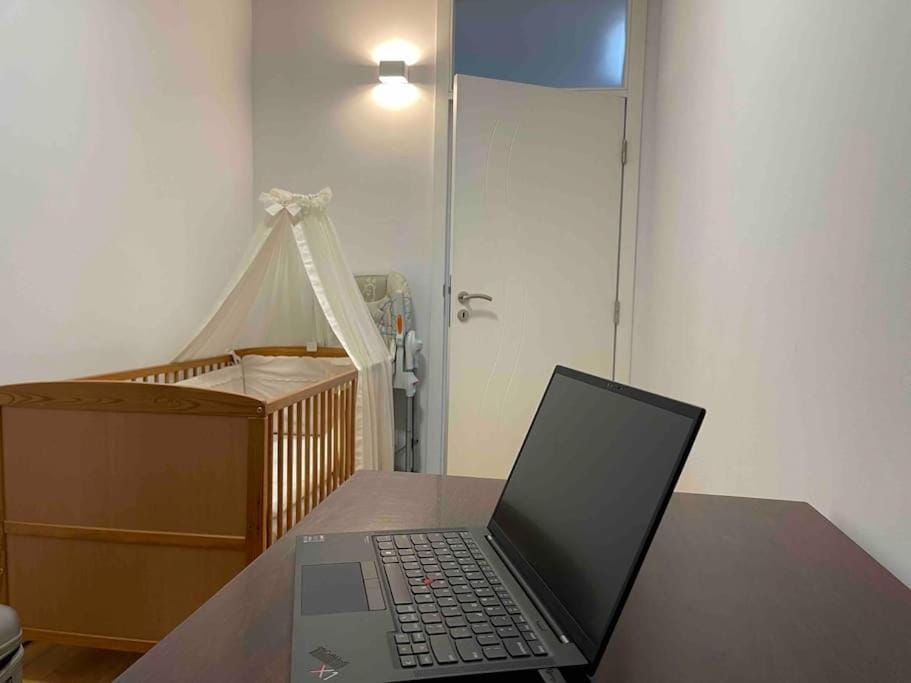 Bed, Photo of the whole room, Bedroom, children, cot