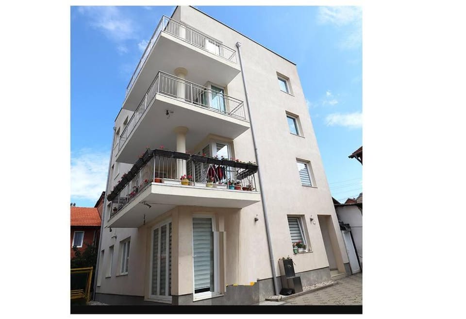 Property building, Street view