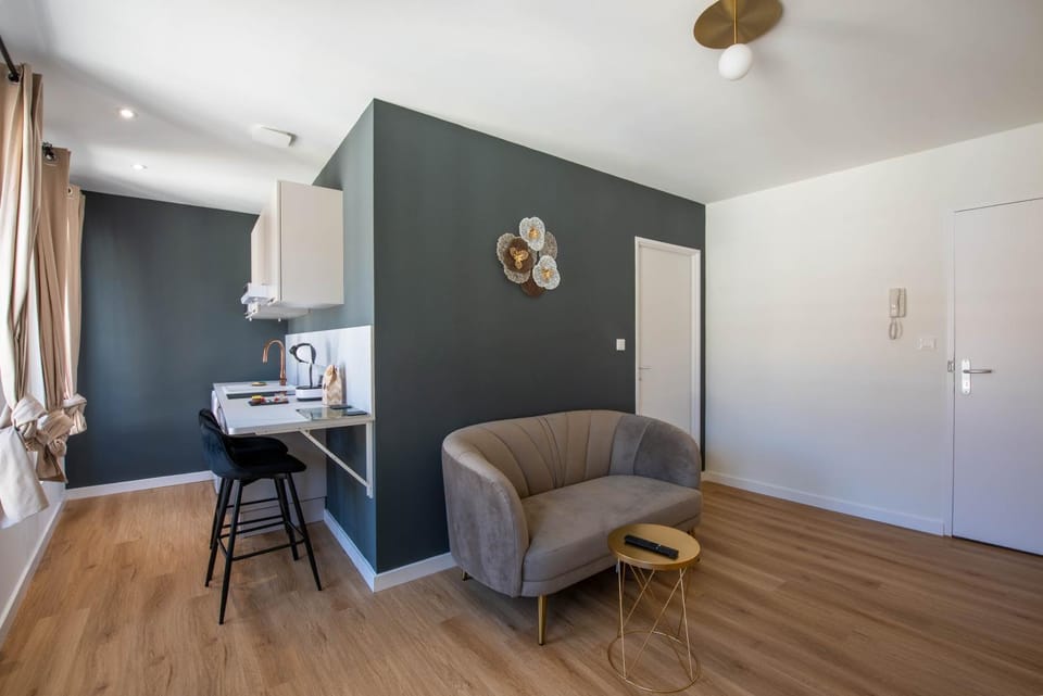 WelcomeAgen*Clim*Fibre*Salvador Dali Apartment in Occitanie