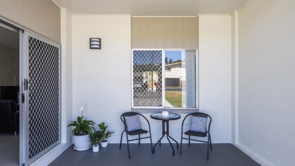 Sunnyvale 2 - Lifestyle Yamba Apartment in Yamba