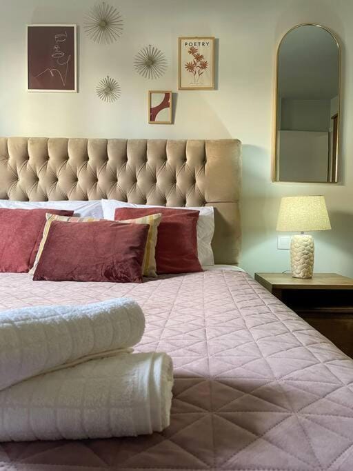 Stylish and central apt near Acropolis - Avdi square Apartment in Athens