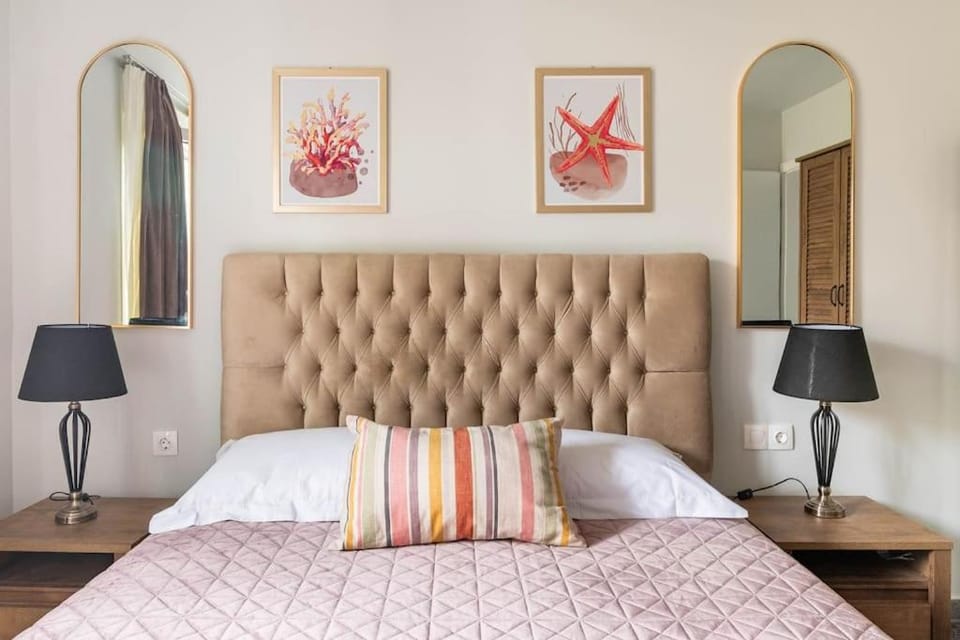 Stylish and central apt near Acropolis - Avdi square Apartment in Athens
