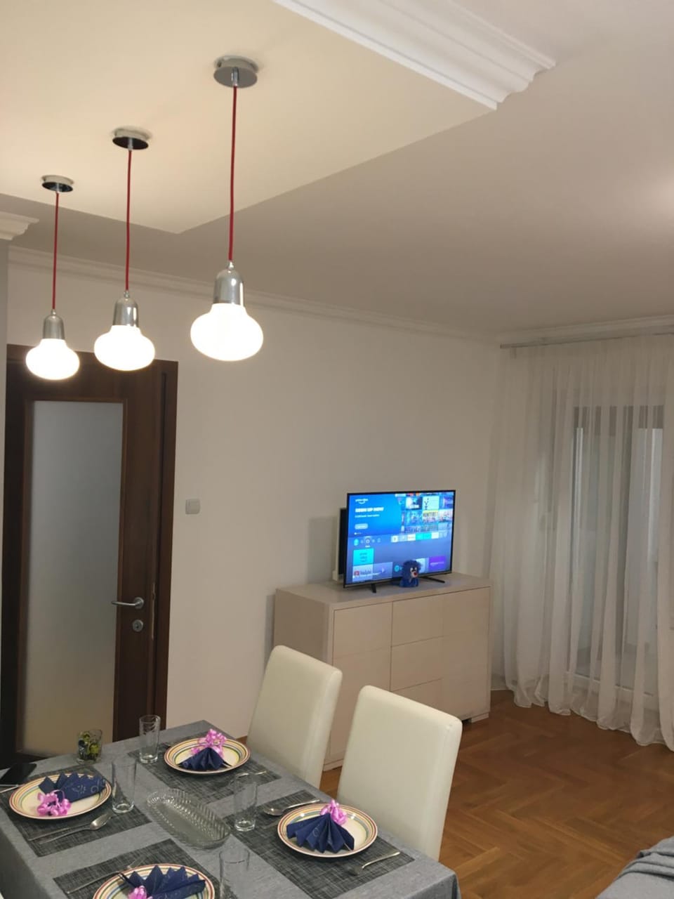 TV and multimedia, Dining area