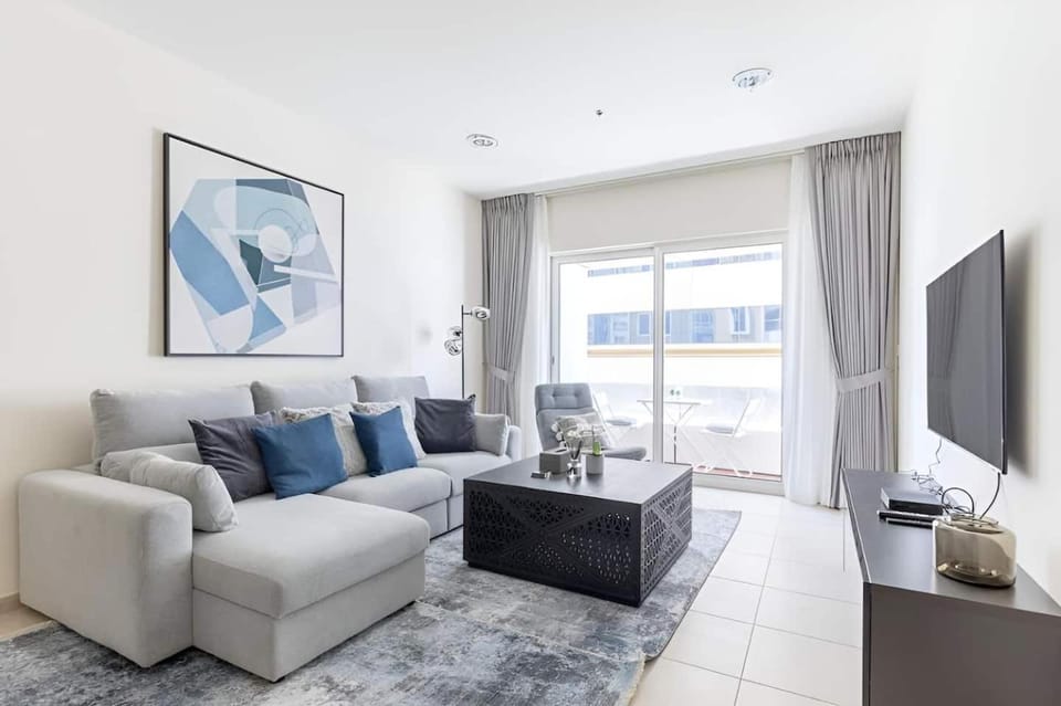 High Floor Elegance,Prime Location-Close to tram Apartment in Dubai