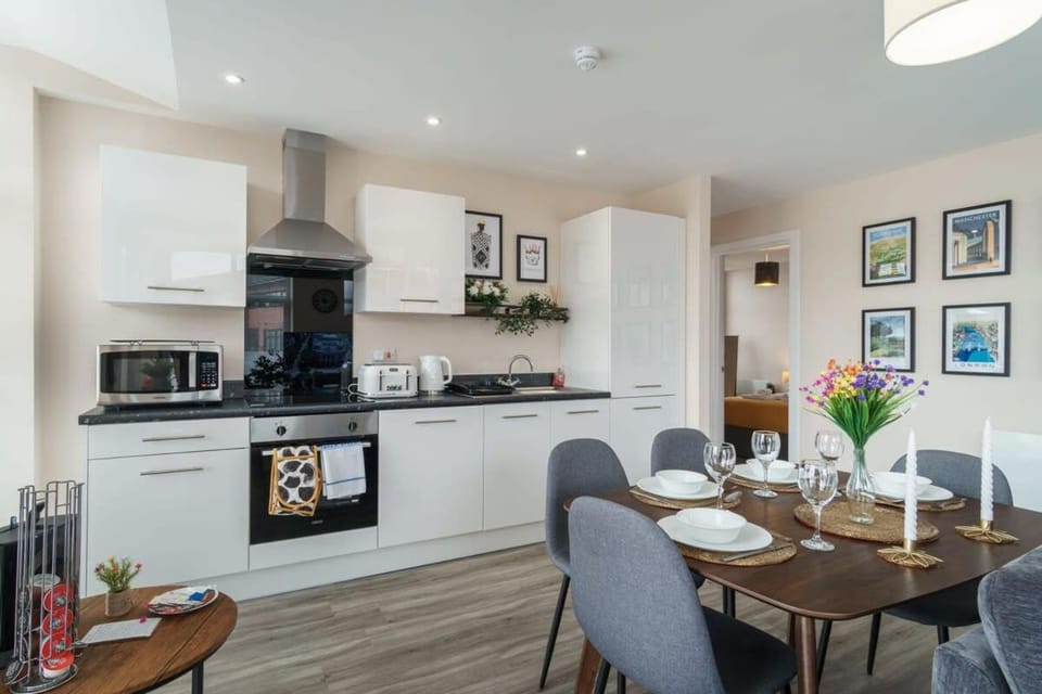 2 Bedroom Modern Apartment in Manchester Apartment in Salford