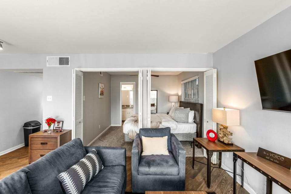 Living room, Bedroom