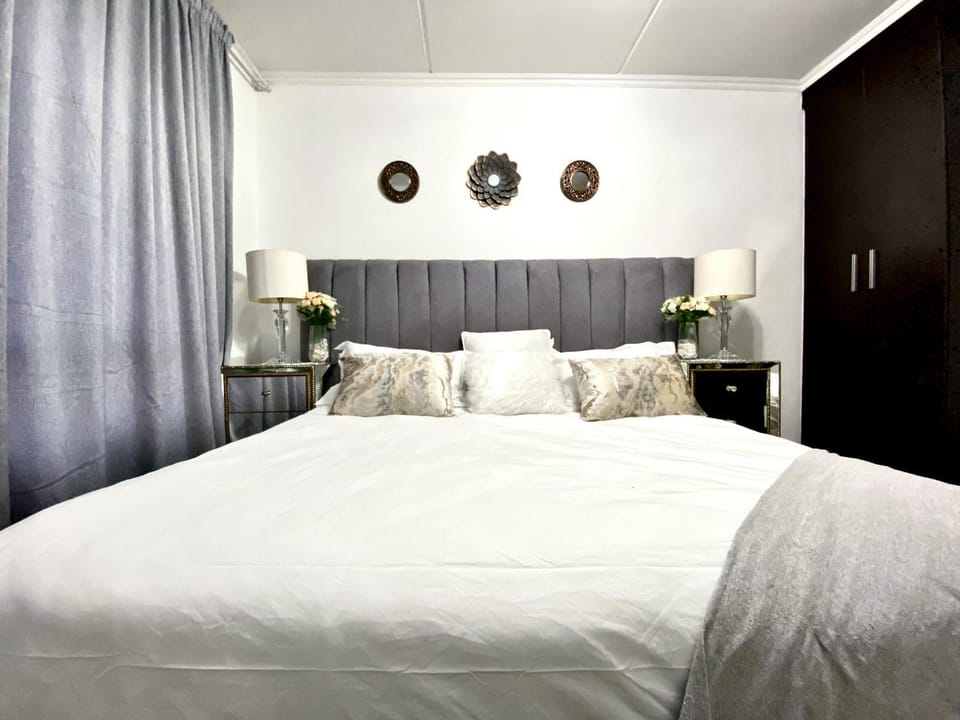 Siena Sun Luxury Suites 2 Apartment in Gauteng