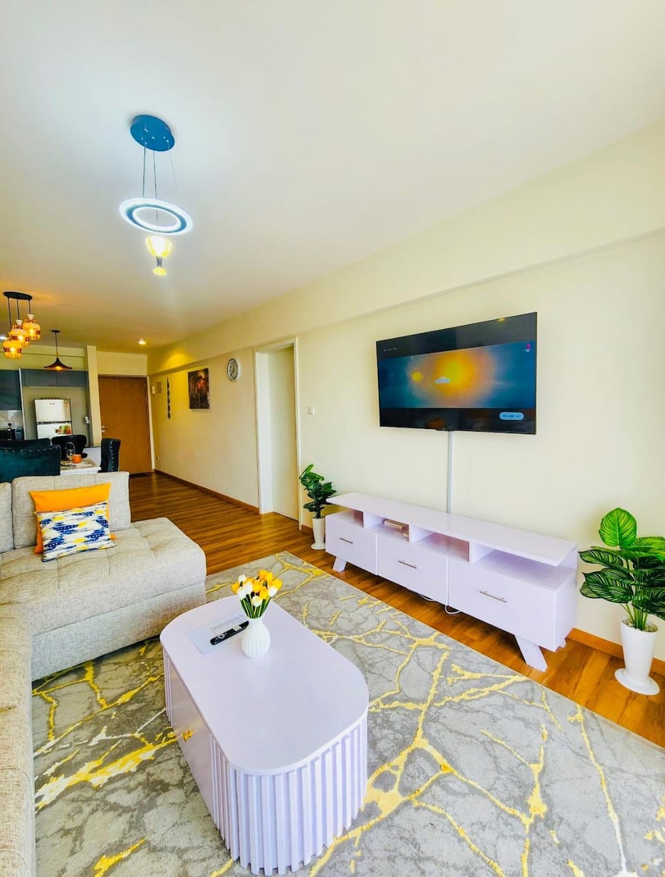 Armonia 2 Bdrm Apt/Gym/Poolview/Wi-Fi/Netflix Apartment in Nairobi