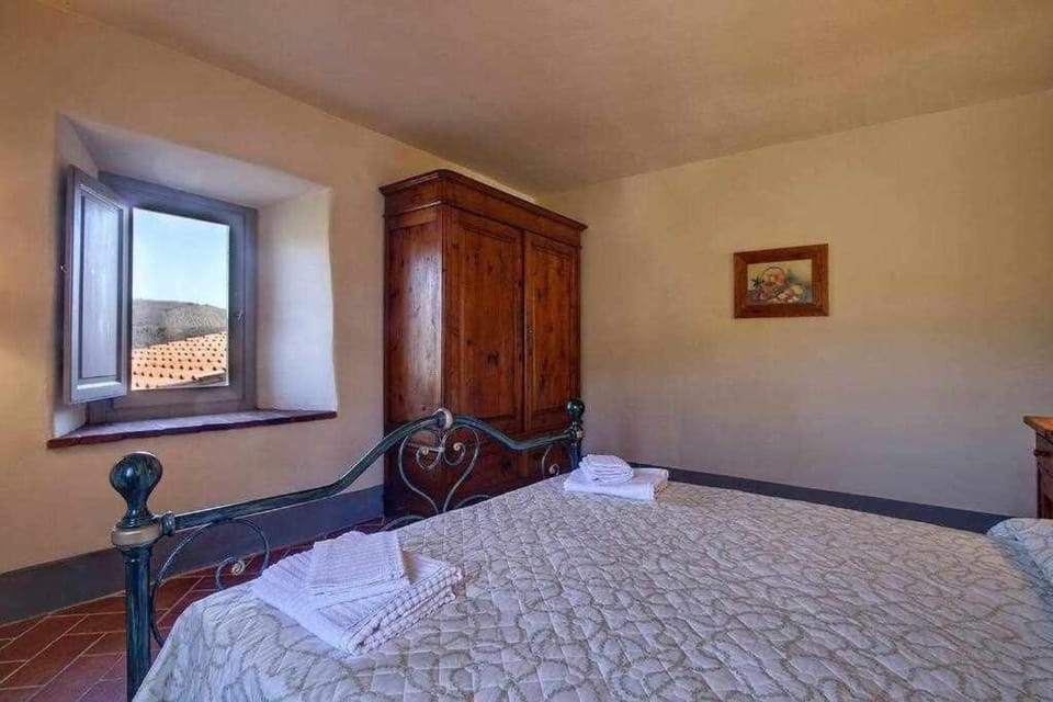 Villa Casaglia 3apartment With Shared Pool Apartment in Tuscany
