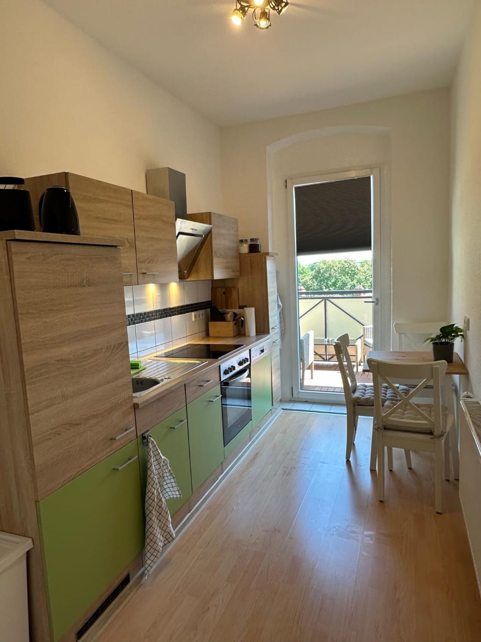 Balcony/Terrace, towels, kitchen